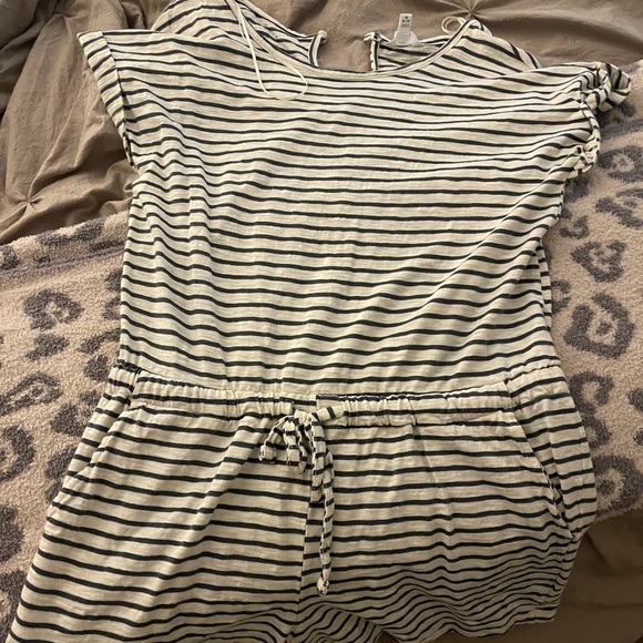Romper - Picture 1 of 3